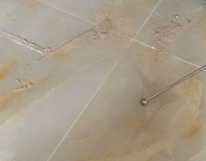 安乡瓷砖空鼓维修公司分享粘合剂选择不当在瓷砖铺贴过程中可能导致以下问题